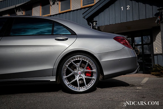 Mercedes-Benz S63 9 of 25