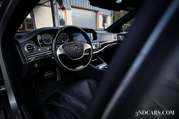 Mercedes-Benz S63 17 of 25