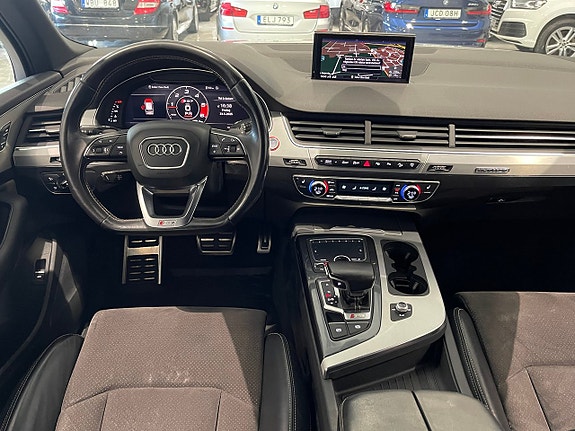 Audi SQ7 9 of 28