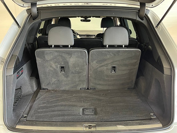 Audi SQ7 27 of 28