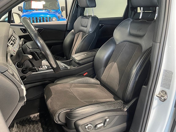 Audi SQ7 7 of 28