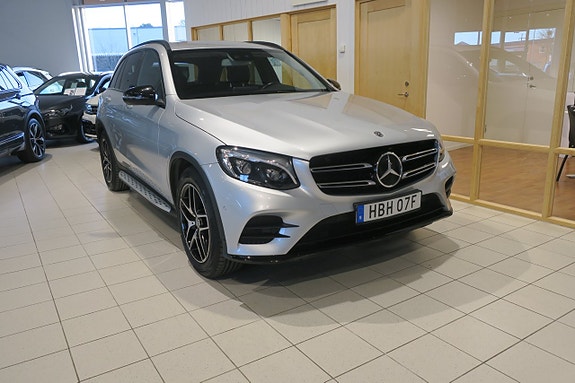 Mercedes-Benz GLC220 d 2 of 15