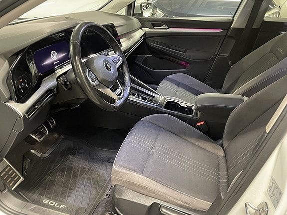 Volkswagen Golf Alltrack 4 of 5
