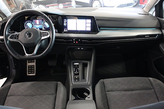 Volkswagen Golf VIII 9 of 19