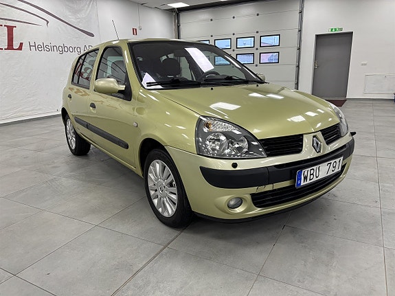 Renault Clio 2 of 10