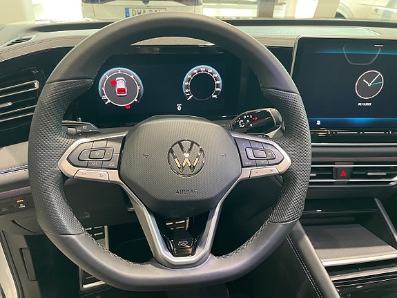 Volkswagen Tiguan 9 of 13
