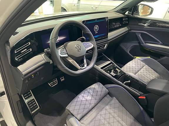 Volkswagen Tiguan 8 of 13