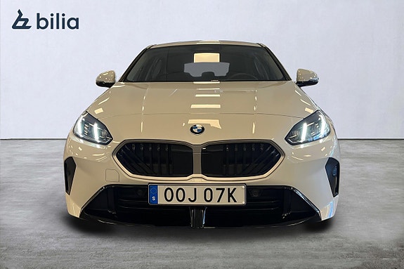 BMW 120 5 of 18