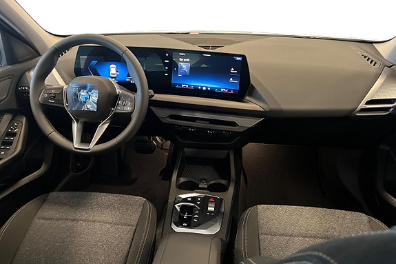 BMW 120 8 of 18