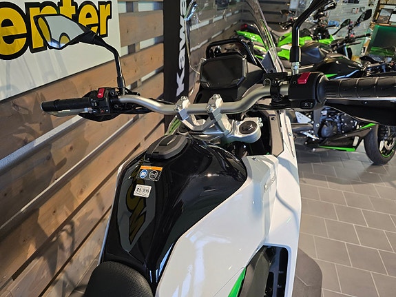 Kawasaki KLE500 SE 3 of 10