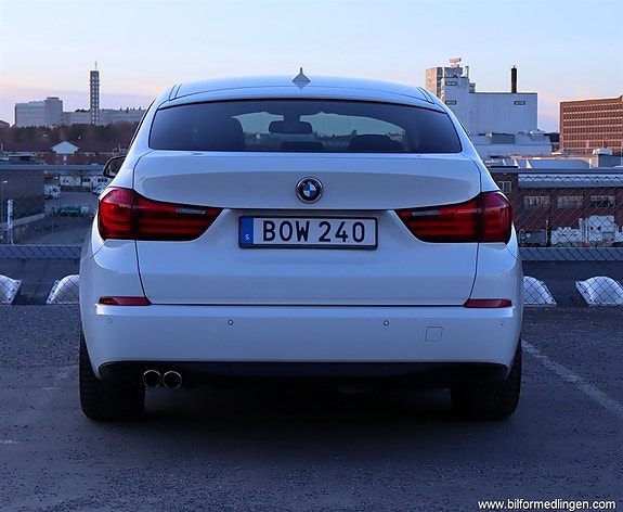 BMW 520d 16 of 17