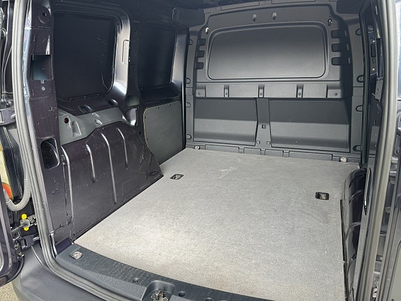Volkswagen Caddy 14 of 19