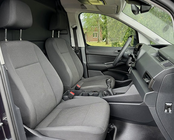Volkswagen Caddy 8 of 19