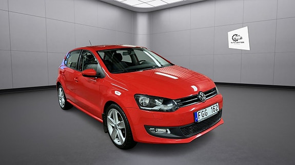 Volkswagen Polo 2 of 5