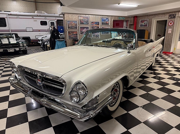 Chrysler 300 13 of 30