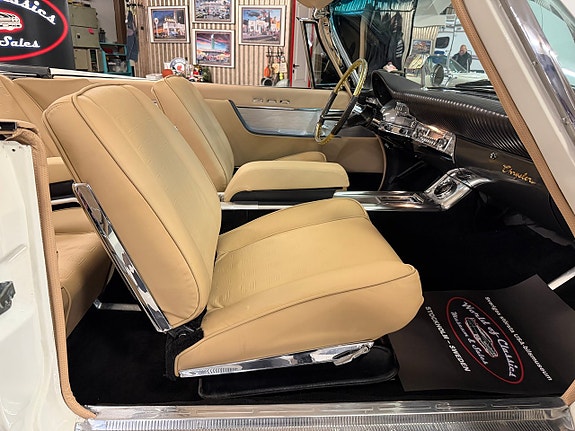 Chrysler 300 27 of 30