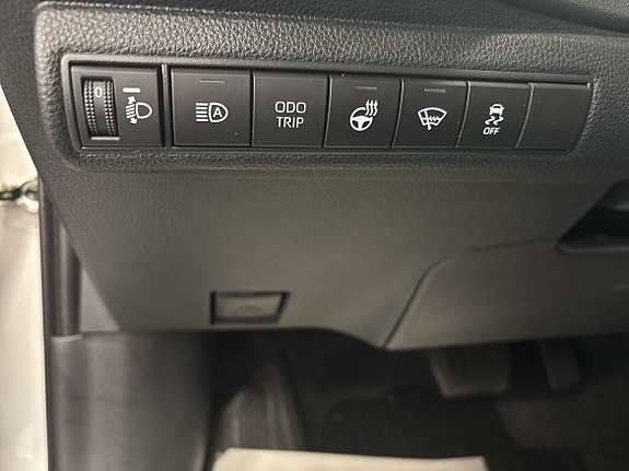 Toyota Corolla 12 of 14
