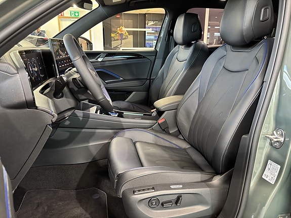 Volkswagen Tiguan 10 of 17
