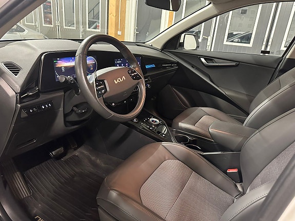 Kia Niro 10 of 21