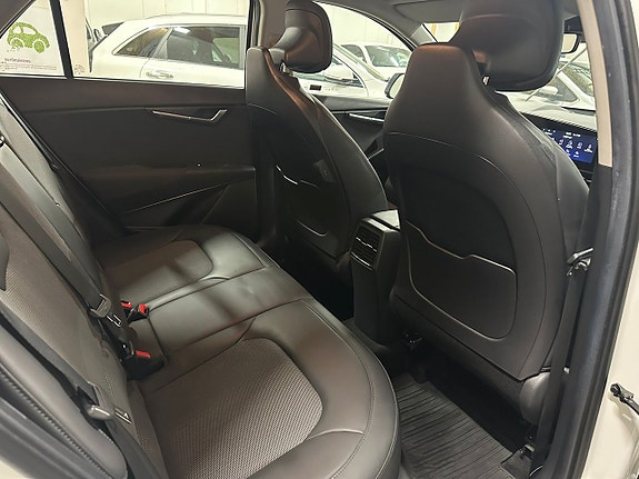 Kia Niro 9 of 21