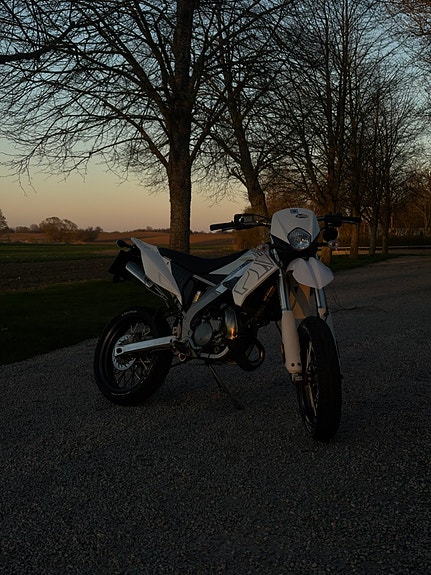 Derbi Drd pro 5 of 6