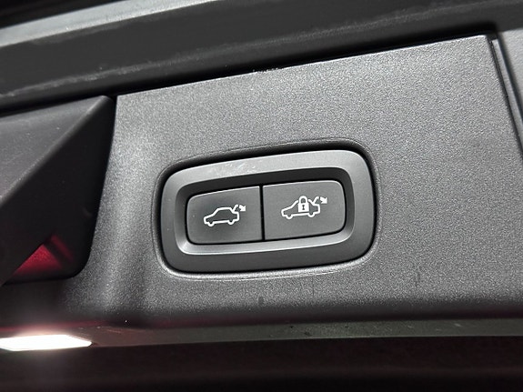 Volvo V90 8 of 27