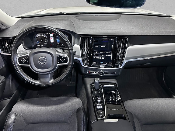 Volvo V90 16 of 27