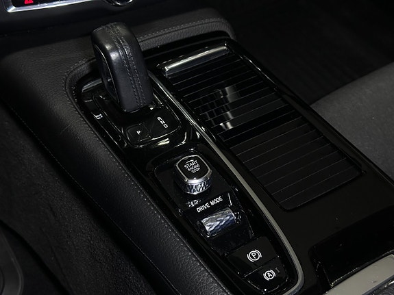 Volvo V90 25 of 27