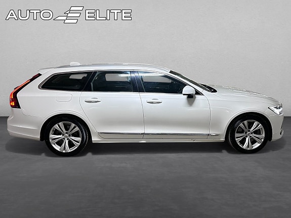 Volvo V90 10 of 27