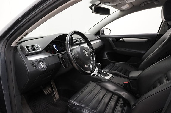 Volkswagen Passat Alltrack 11 of 20