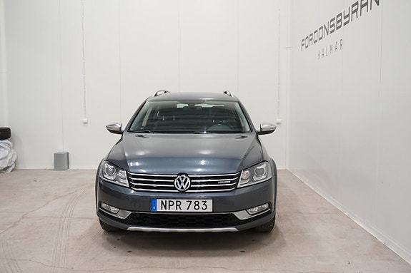 Volkswagen Passat Alltrack 4 of 5