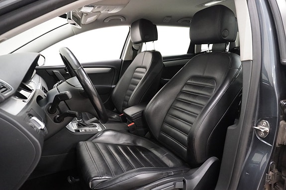 Volkswagen Passat Alltrack 13 of 20