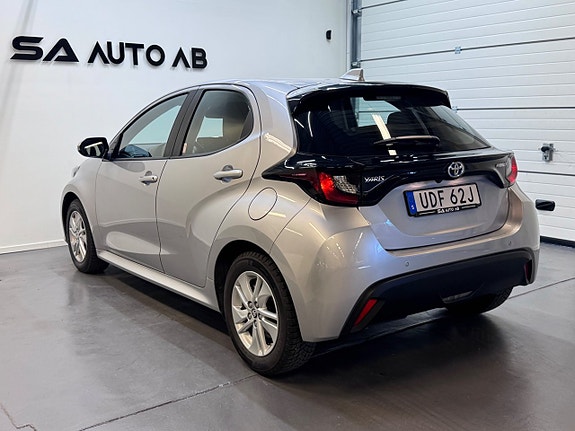 Toyota Yaris 5 of 20