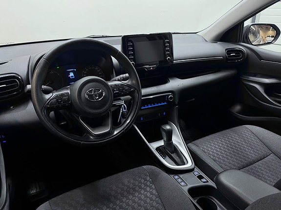 Toyota Yaris 9 of 20
