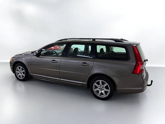 Volvo V70 6 of 11