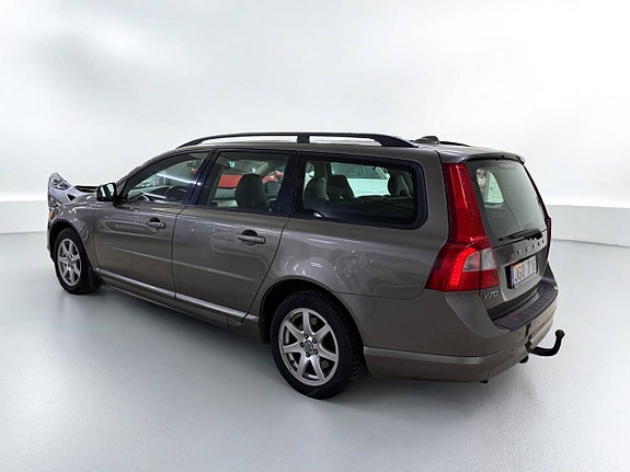 Volvo V70 5 of 11