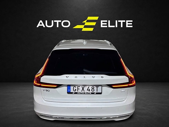 Volvo V90 4 of 29