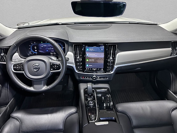 Volvo V90 17 of 29