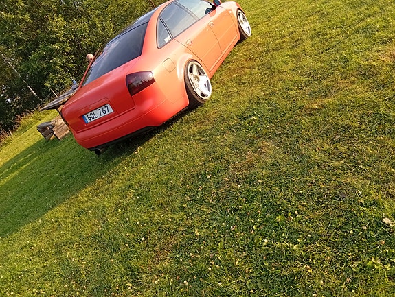 Audi A6 4 of 5