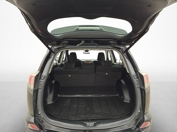 Toyota RAV4 25 of 30