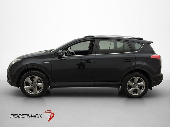 Toyota RAV4 5 of 30