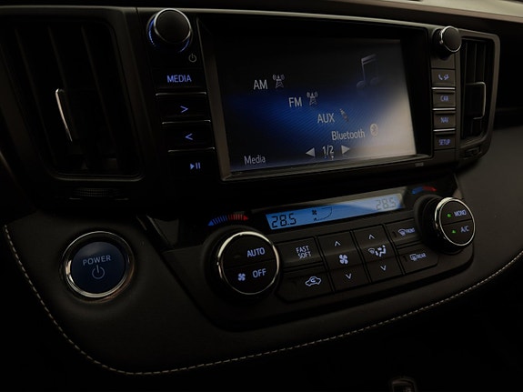 Toyota RAV4 20 of 30