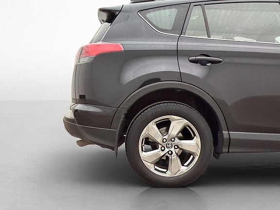 Toyota RAV4 29 of 30