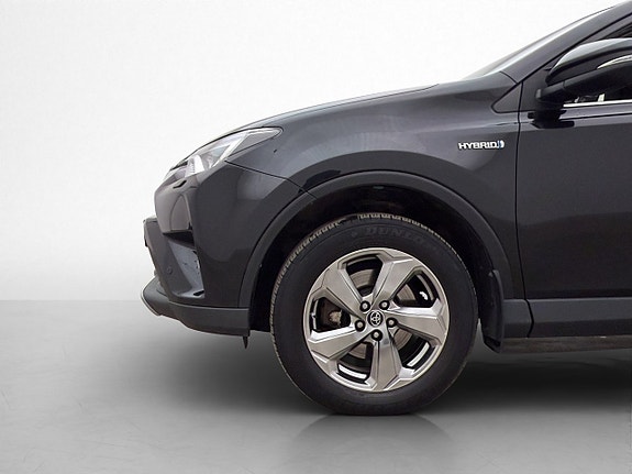 Toyota RAV4 27 of 30