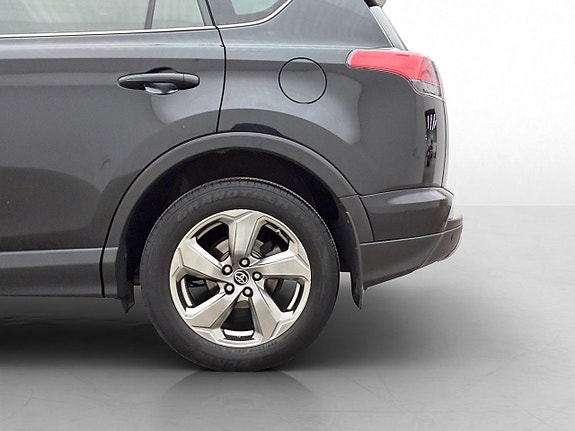 Toyota RAV4 28 of 30