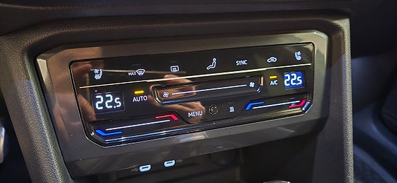Volkswagen Tiguan Allspace 18 of 26