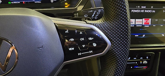 Volkswagen Tiguan Allspace 24 of 26