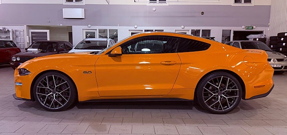 Ford Mustang 11 of 30
