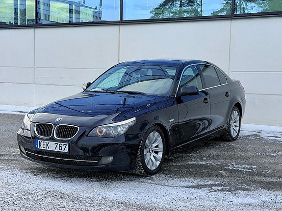 BMW 520d 2 of 5