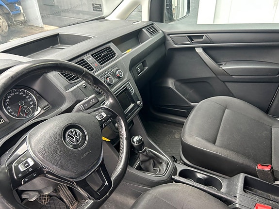 Volkswagen Caddy 4 of 5